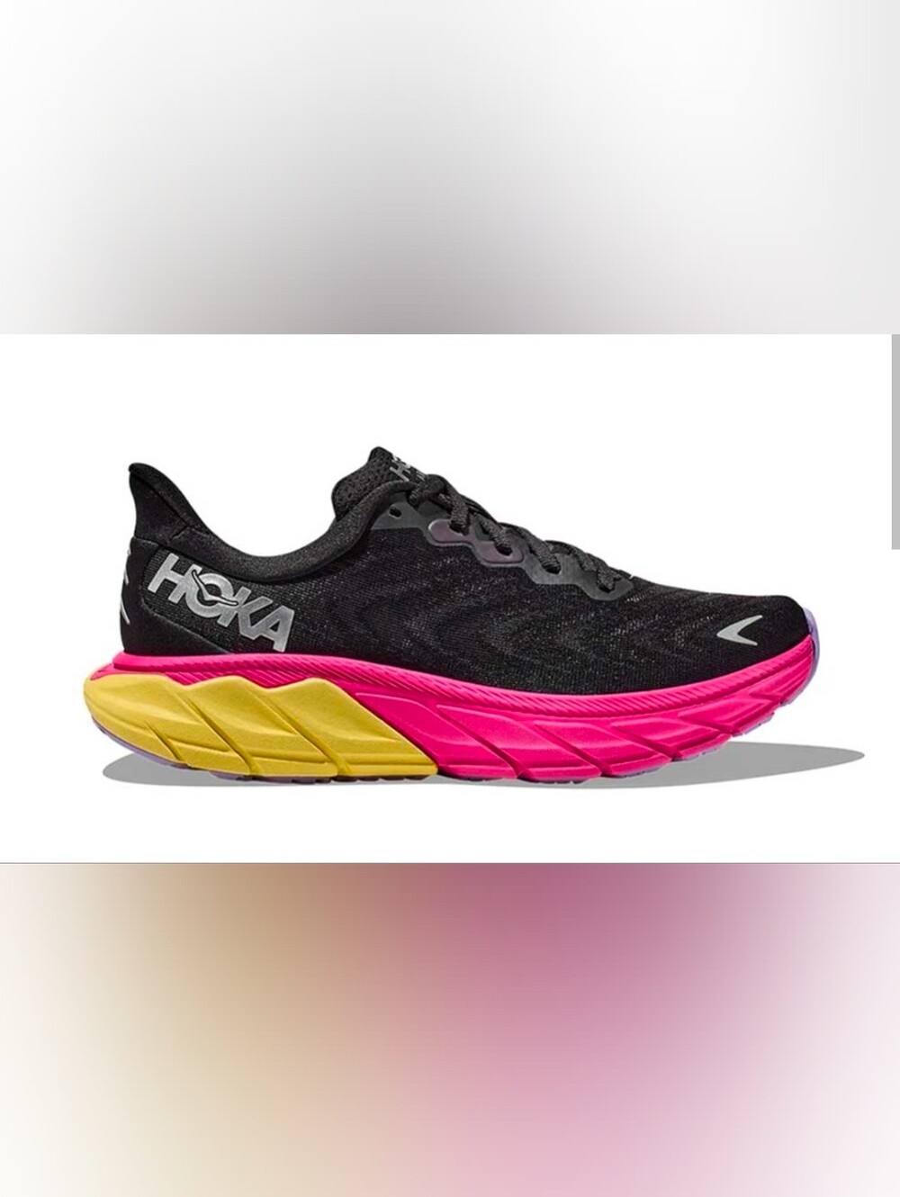 Hoka Arahi 6 Women's Black / Pink Yarrow 9.B